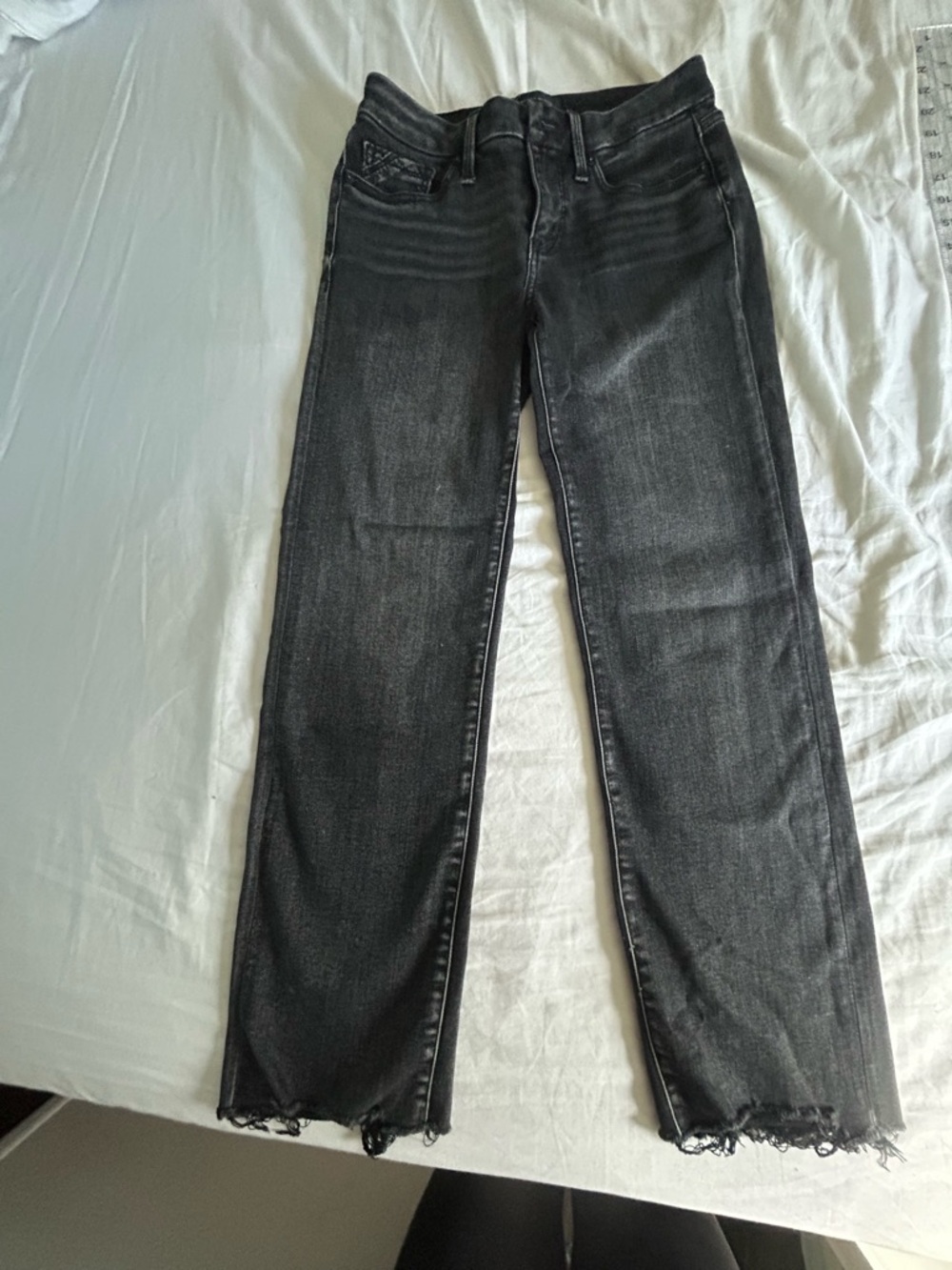Buckle Black Washed Cropped Straight Jeans Fit No. 53 - Size 25x28